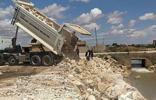 Şanlıurfa’da deforme olan yollarda bakım ve onarım...