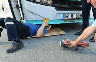 Şanlıurfa’da halk otobüslerine havalı korna...