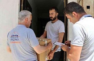 Şanlıurfa’da ihtiyaç sahiplerine gıda kolileri...