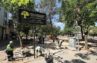 Şehitkamil’de parklara yaz bakımı