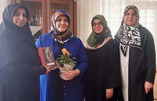 Serpil Sunar’dan Münevver Altın’a ’MS farkındalık...