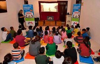 Silifkeli çocuklar Gazi Çiftliği’nde gölge oyunuyla...