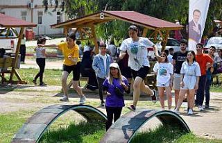 Sınava girecek öğrenciler Tarsus Gençlik Kampı’nda...