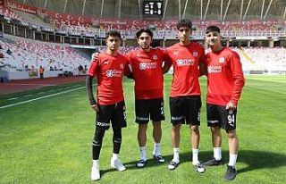 Sivasspor’un gençleri ilk resmi maçına çıktı