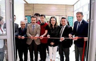 Sivas’ta “Pandemiye Veda” sergisi açıldı