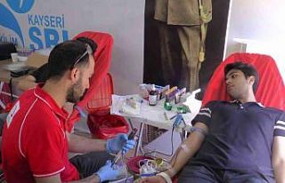 Sosyal Bilimler Lisesi’nden örnek davranış