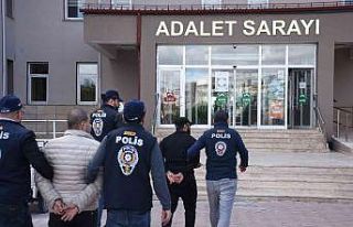 Sosyal medya dolandırıcıları tutuklandı