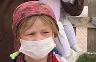 Sulama havuzuna düşen küçük çocuk hayatını...