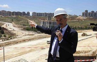 Tahmazoğlu dev projesini yerinde tanıttı