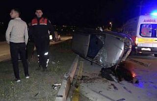 Takla atan otomobil sürücüsü alkollü ve ehliyetsiz...