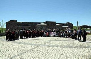 Tarsuslu gaziler Sarıkamış’ı ziyaret etti