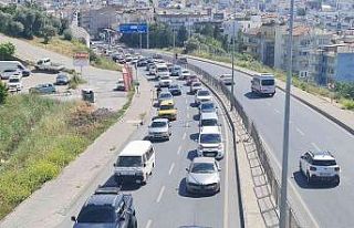 Tatilcilerin bayram dönüş yolculuğu başladı