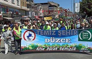 Temizlik için yürüdüler
