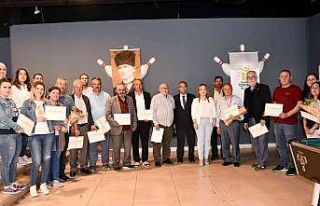 Tepebaşı muhtarları bowling turnuvasından buluştu