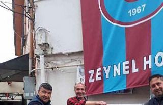 Trabzonspor şampiyon olunca 41 poşet yumurta dağıttı