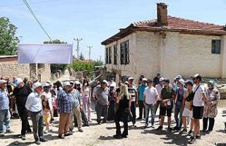 Tuğba Yurt, antik Attouda kentinde hayranlarıyla...