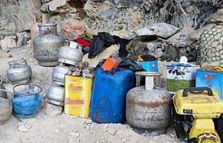 Tunceli’de 2 sığınak içerisinde çok sayıda...