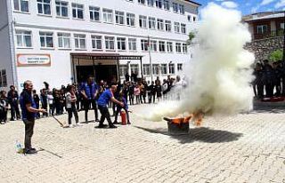 Tunceli’de deprem ve yangın tatbikatı gerçekleştirildi