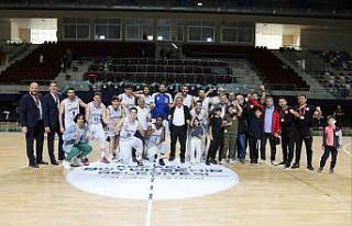 Türkiye Basketbol Ligi: Kocaeli BŞB Kağıtspor:...