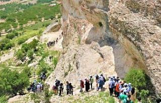 Üniversite öğrencileri Levent Vadisi’nde yürüdü