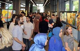 Üniversite öğrencilerinden mezuniyet sergisi