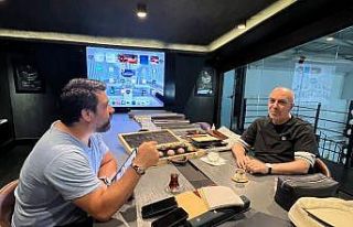 Ünlü çikolata ihracatçısı ile ünlü otomobil...