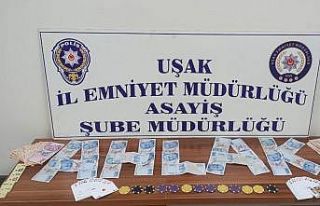 Uşak’ta kumar oynayan 14 kişiye para cezası verildi