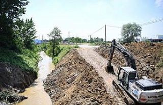 Uzunbey’de dere ıslahı çalışması yapılıyor
