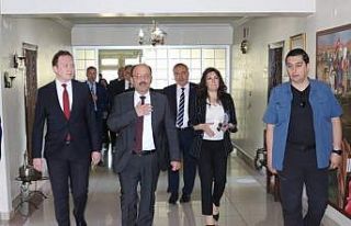 Vali Güner veda ziyaretlerine başladı