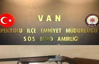 Van’da değişik suçlardan 10 kişi tutuklandı