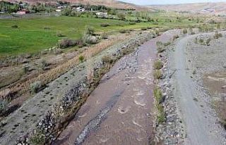 Yağan yağmurlar sonrası Iğdır’daki akarsuların...