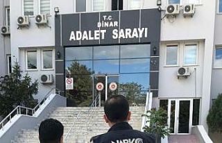 Yaklaşık 100 gram metanfetamin ile yakalanan şahıs...