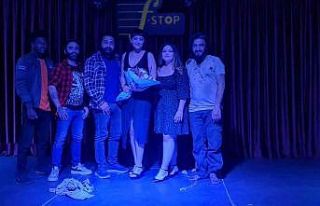 Yazdığı Mahkûm adlı tiyatro oyununu ilk defa...