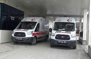 Yemekten sonra rahatsızlanan 3’ü çocuk 4 kişi...