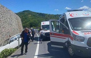 Yola dökülen mazot kazayı beraberinde getirdi:...