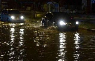 Yozgat’ta sağanak yağış nedeniyle ulaşımda...