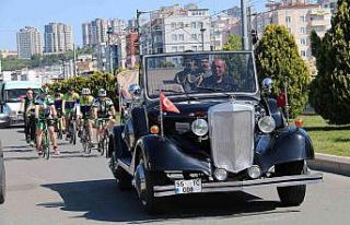 Yunanistan’dan Samsun’a pedallayan bisikletçilere...
