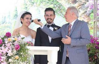 Yurtseven ve Soyuçok ailelerinin mutlu günü