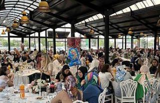 Yüzlerce kadın anneler günü etkinliğinde buluştu