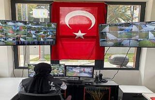 Zeytinburnu’nda parklarda 7 gün 24 saat huzur denetimi