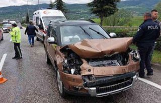 Zincirleme kaza trafiği kilitledi