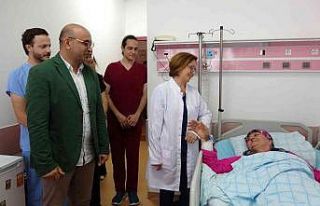 69 yaşındaki hasta endovasküler anevrizma onarımıyla...