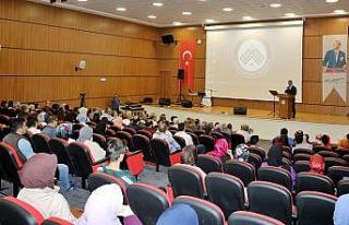 Abdurrahim Karakoç ÇAKÜ’de anıldı