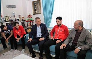 Abi kardeşten karatede büyük başarı