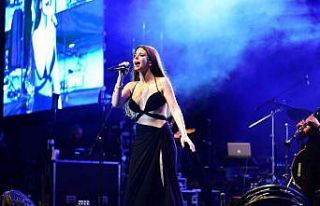 Açıkhava’da Simge Sağın & Mehmet Erdem rüzgarı