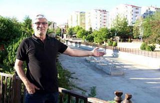 Adı Aksu fakat içinde su yok