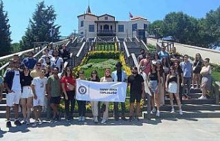 ADÜ Yapay Zeka Topluluğu Adnan Menderes Demokrasi...