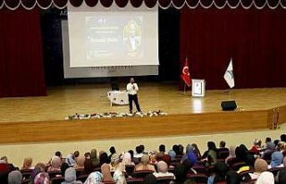 AİÇÜ’de “Namazla Diriliş” semineri düzenlendi