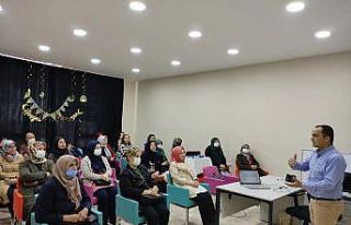 Aile Okulu Seminerleri ile 2 bin kişiye ulaşıldı