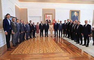 AK Parti Antalya Teşkilatı’ndan Ankara çıkarması